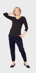 womens-organic-cotton-black-v-neck-t-shirt111